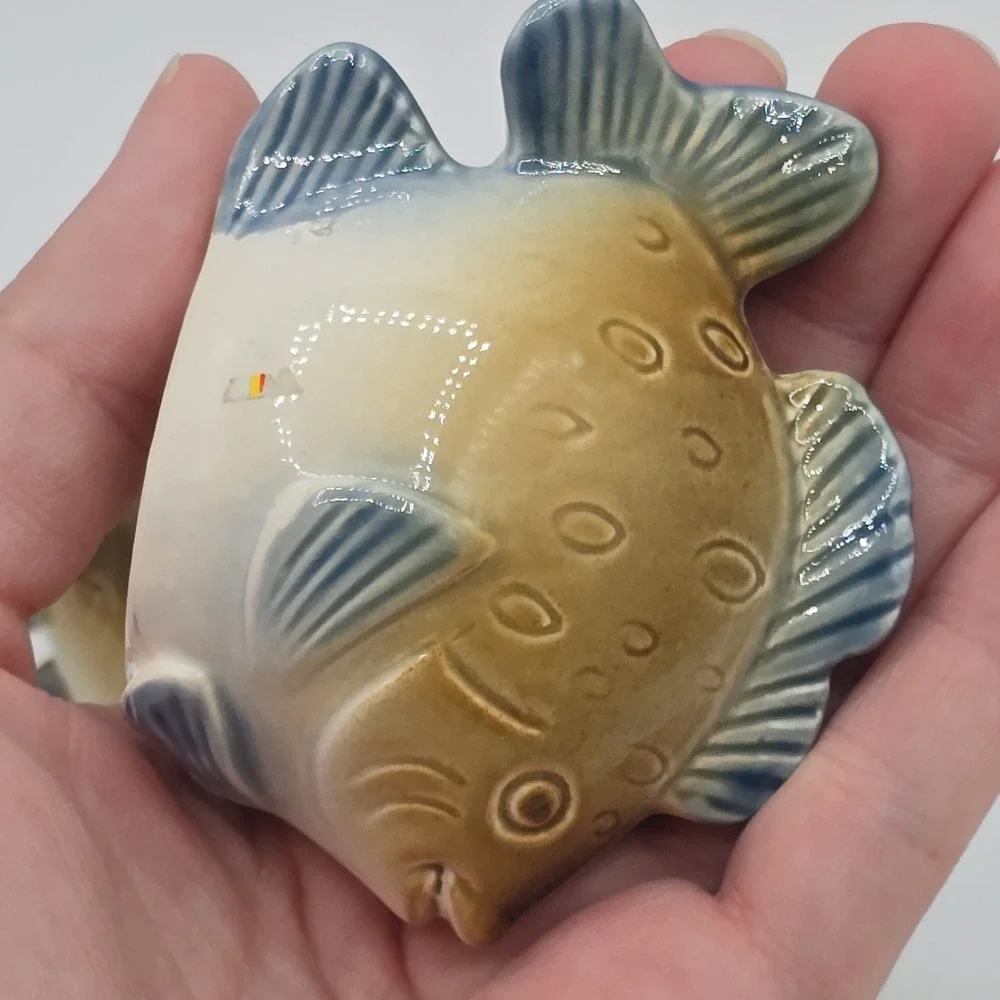 VTG Anthropomorphic Angel Fish Salt & Pepper Shakers Set